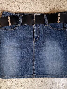 Vintage No Boundaries Juniors 13 Y2K Denim Jean Skirt w/ Chunky Belt A2